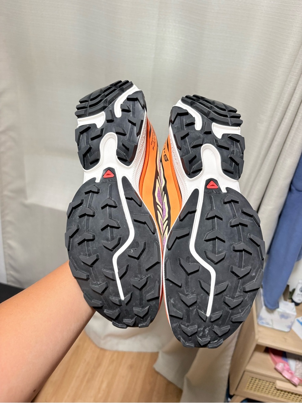NWOB Salomon XT-6 Black Almond Cream Dragon Fire Trail Sneakers - Picture 4 of 5